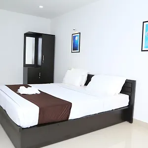 Highland Bristo Hotel